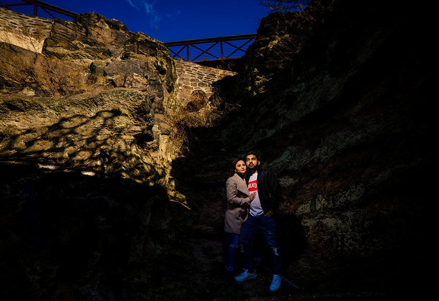 11_Philadelphia-Art-Museum-Engagement-Session-AnjaliArpit-0075.jpg