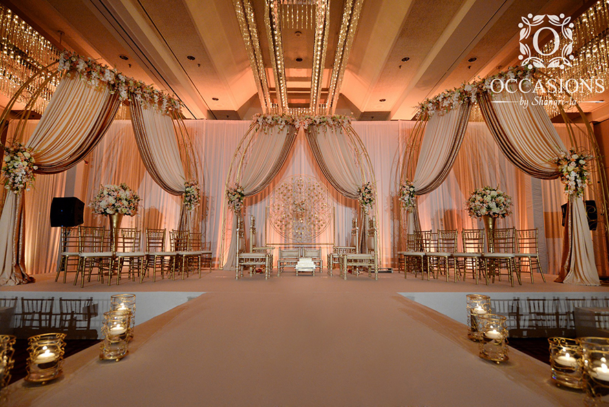 Grand-Dubai-Open-Mandap-by-Occasions-by-Shangri-la-OBSevents.jpg