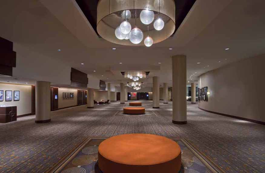Reunion-Foyer2.jpg