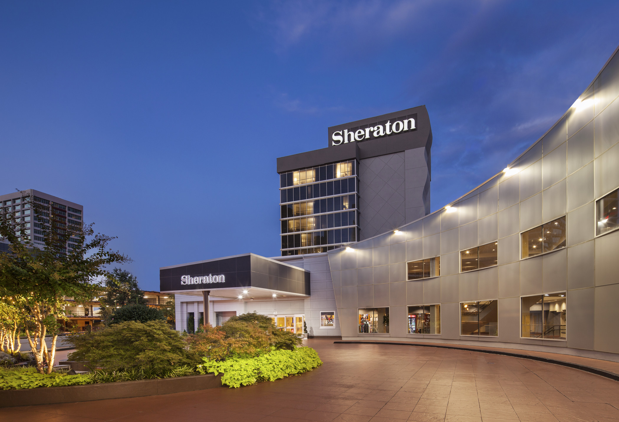 Sheraton-Atlanta-Hotels-Exterior-Front-Drive-E-Mail-Version.jpg