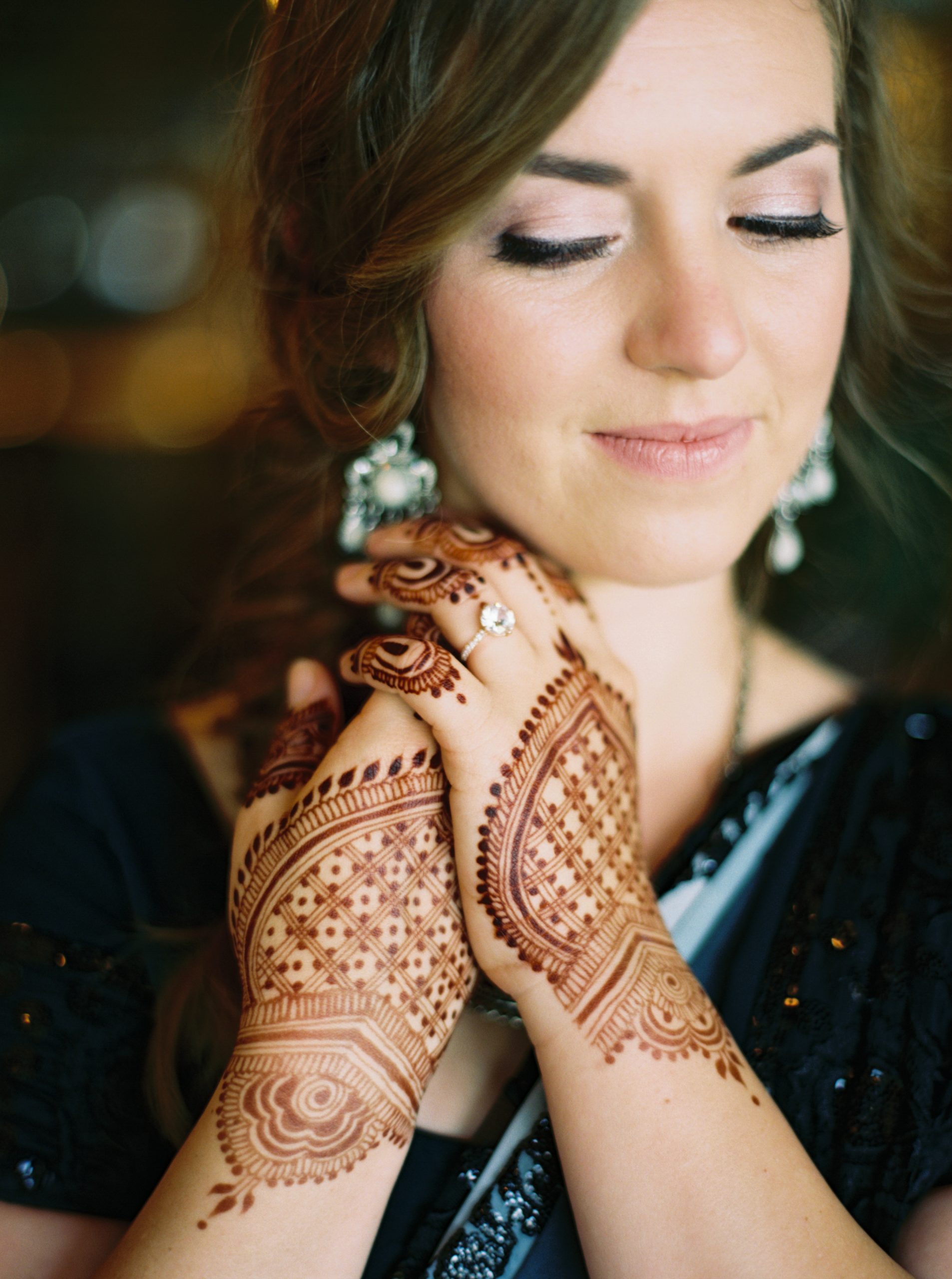 Wahoo_Grill_Atlanta_Indian_Wedding_Abigail_Malone_Photgoraphy_FIlm-127.jpg