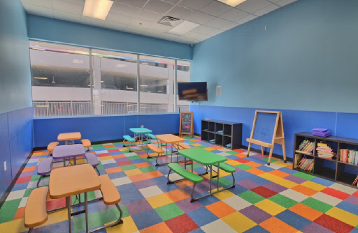toddlerroom.jpg