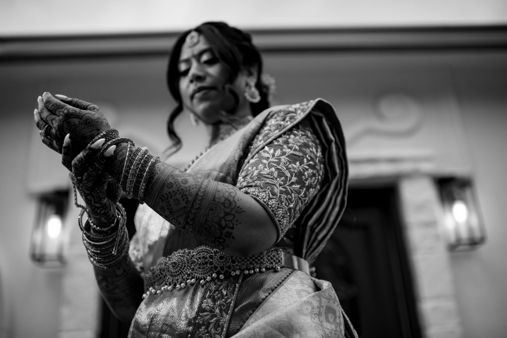 Bridal Saree Styling_Outdoor wedding